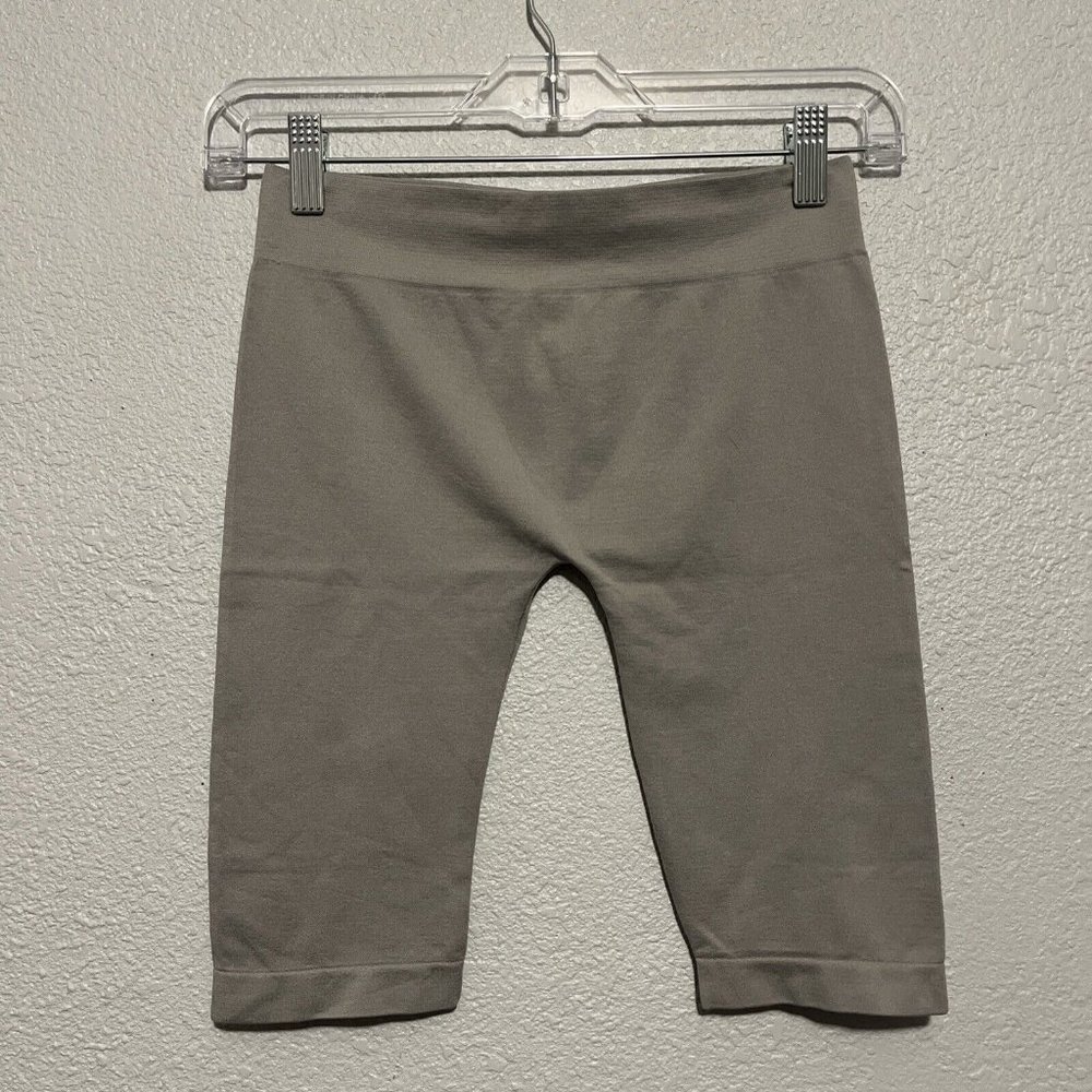 Sorella Gray Seamless Pullon Biker Shorts Size OS